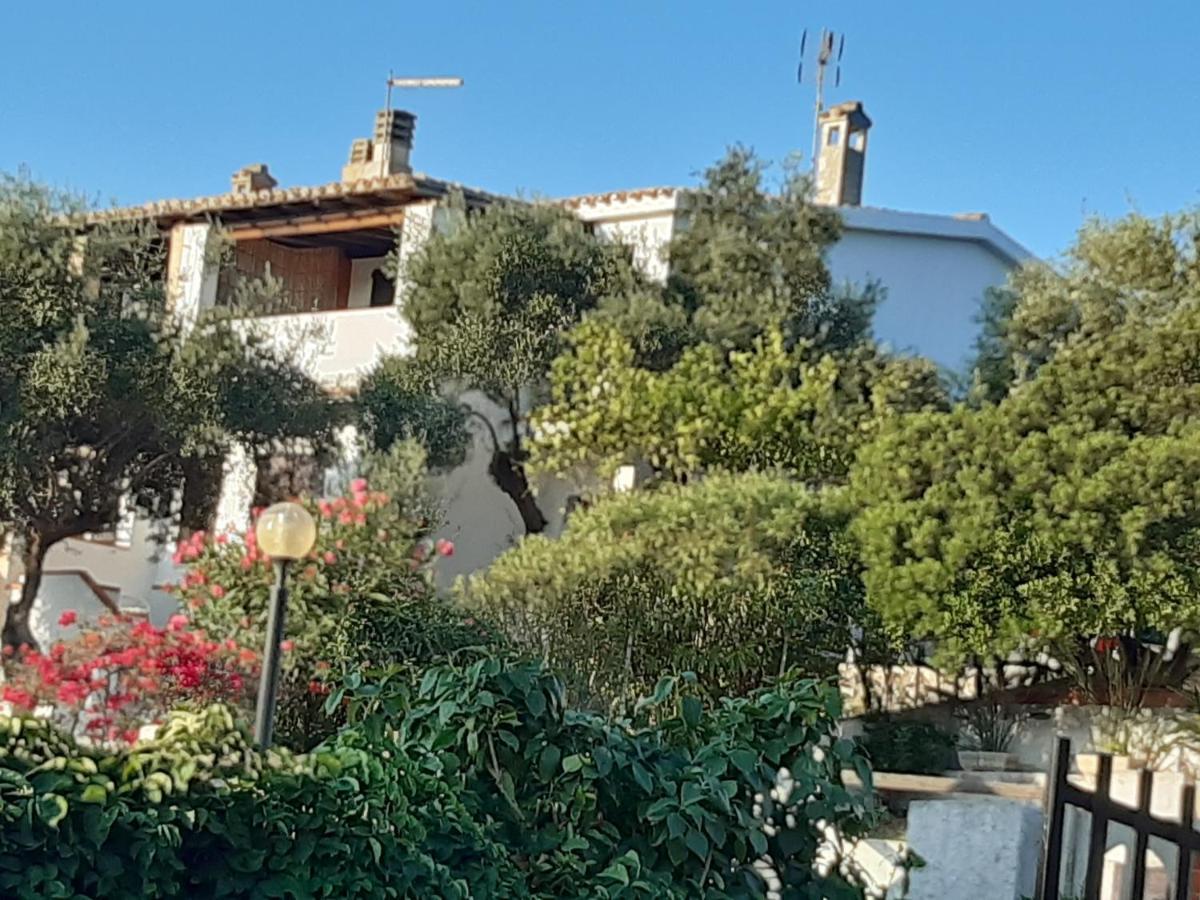 Sweethouse Pula Villa Porto Columbu - Perd'E Sali Exterior photo